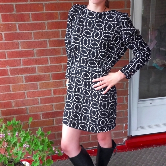 💥S💥 H&M Long Sleeve Mini Dress - Picture 1 of 3